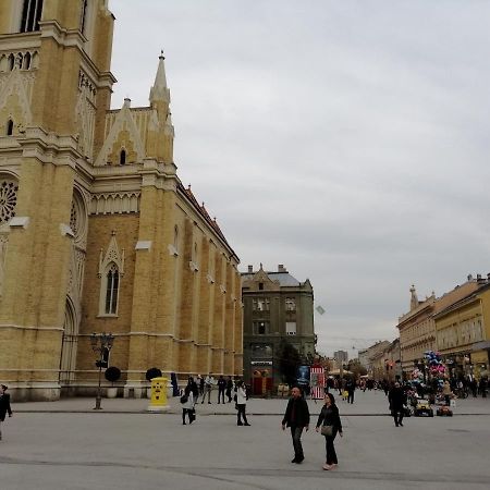 Filinhome Zmaj Jovina Suite Novi Sad Exterior photo